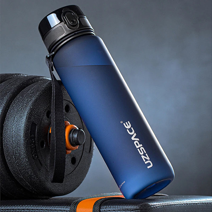 UZSPACE Borse acqua calda 500/1000ML Proteine Shaker Diretta Drink Outdoor Sport Tour Portatile A Perfetta Tenuta di Plastica Tritan La Mia Bottiglia BPA Libero