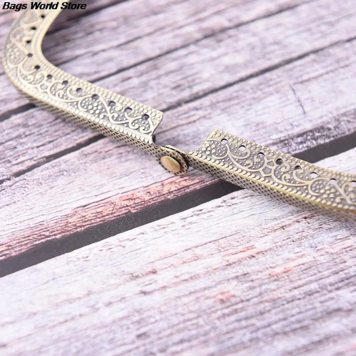 1PCS Bronzo FAI DA TE Borsa Manico Della Borsa di Monete Borse In Metallo Bacio Catenaccio di Blocco Telaio Nuovo di Modo Manico 8.5/10.5/12.5/15/16/18/20 centimetri