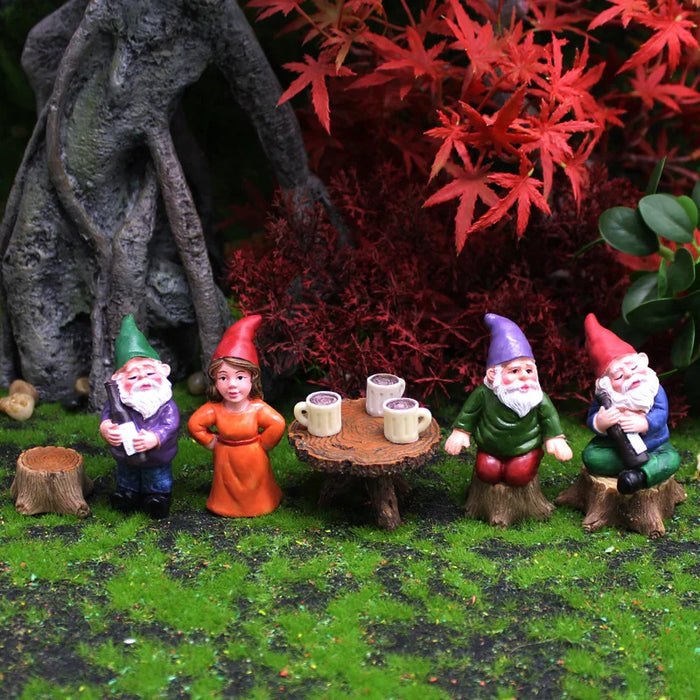 4 pz/set Mini Divertente Carino Gnomo Ha Festa Nani In Resina Statua FAI DA TE Bonsai Decorazione Per La Casa Scrivania D'ufficio Scultura Dropshipping