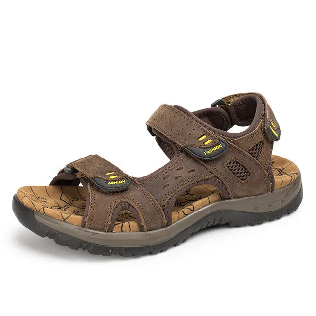 New Fashion Summer Leisure Scarpe da uomo Sandali da spiaggia Sandali in vera pelle di alta qualità Sandali da uomo morbidi di grandi dimensioni Taglia 38-48