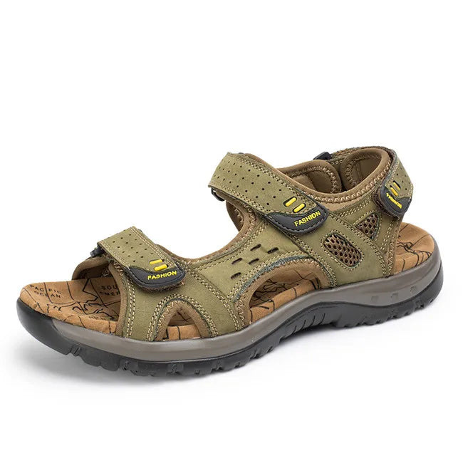 New Fashion Summer Leisure Scarpe da uomo Sandali da spiaggia Sandali in vera pelle di alta qualità Sandali da uomo morbidi di grandi dimensioni Taglia 38-48