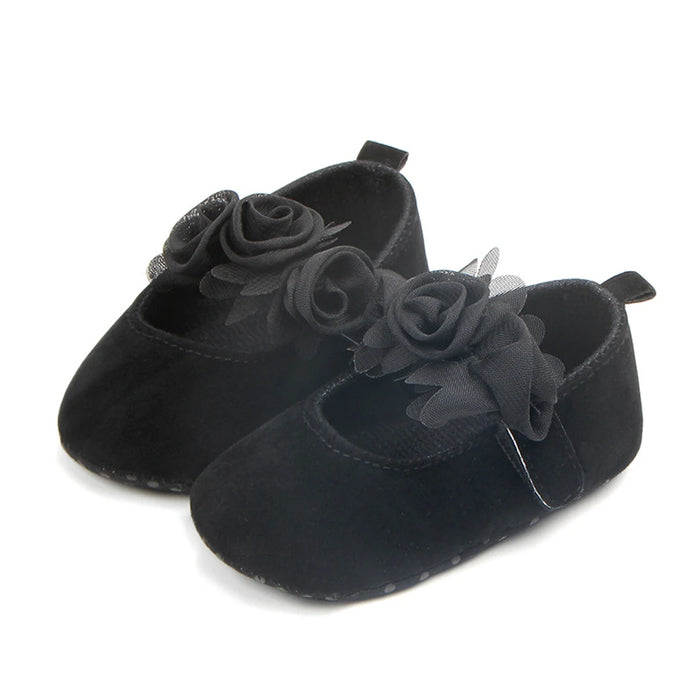 2025 nuove scarpe da bambino floreali carine per neonato ragazza da bambino scarpe da principessa suola morbida prewalker scarpe da bambino antiscivolo 0-18M