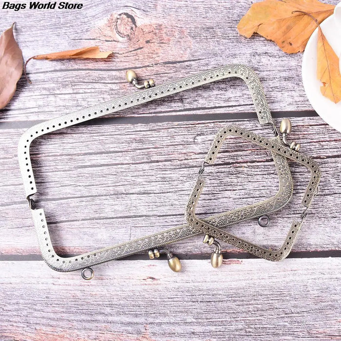 1PCS Bronzo FAI DA TE Borsa Manico Della Borsa di Monete Borse In Metallo Bacio Catenaccio di Blocco Telaio Nuovo di Modo Manico 8.5/10.5/12.5/15/16/18/20 centimetri