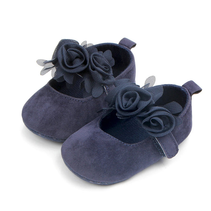2025 nuove scarpe da bambino floreali carine per neonato ragazza da bambino scarpe da principessa suola morbida prewalker scarpe da bambino antiscivolo 0-18M