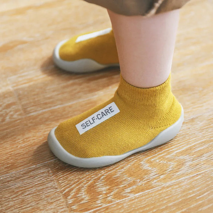 Baby First Shoes Toddler Walker Infant Boys Girls Kids Rubber Soft Sole Floor scarpe Casual a piedi nudi stivaletti in maglia antiscivolo