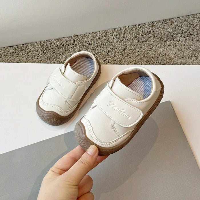 Primavera autunno neonate ragazzi scarpe Casual bambini Sneakers suola morbida antiscivolo neonato primi camminatori scarpe scarpe in pelle per bambini