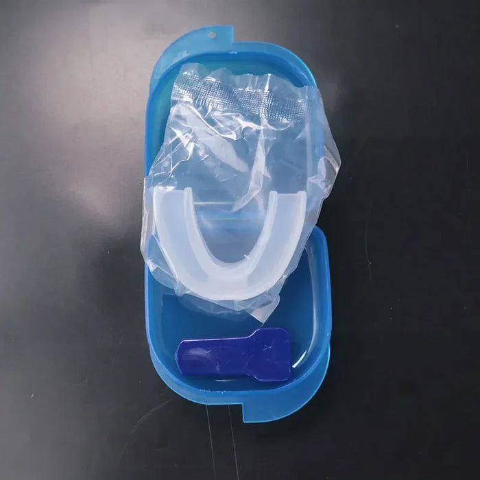 Silicone Smettere di Russare Anti Russare Bocchino Apnea Guardia Bruxismo Vassoio Aiuto Per Dormire Paradenti Salute Dormire Strumento di Assistenza Sanitaria
