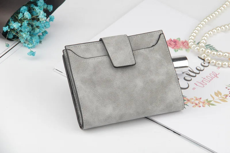 2024 Portafoglio da donna in pelle Hasp Portamonete piccolo e sottile Portafogli da donna Porta carte Portafogli di marca di lusso Borsa di design