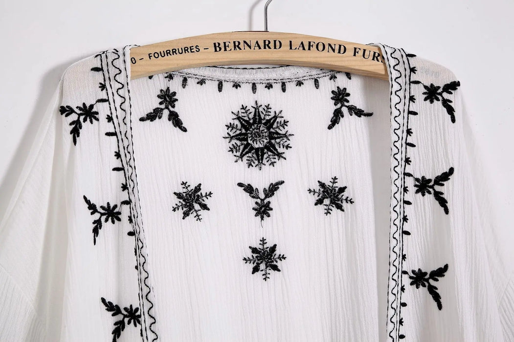 Donne ricamo Kimono Cardigan 2023 Boho moda estate scialle camicia camicetta protezione solare pizzo allentato top Outwear Blusas Feminina