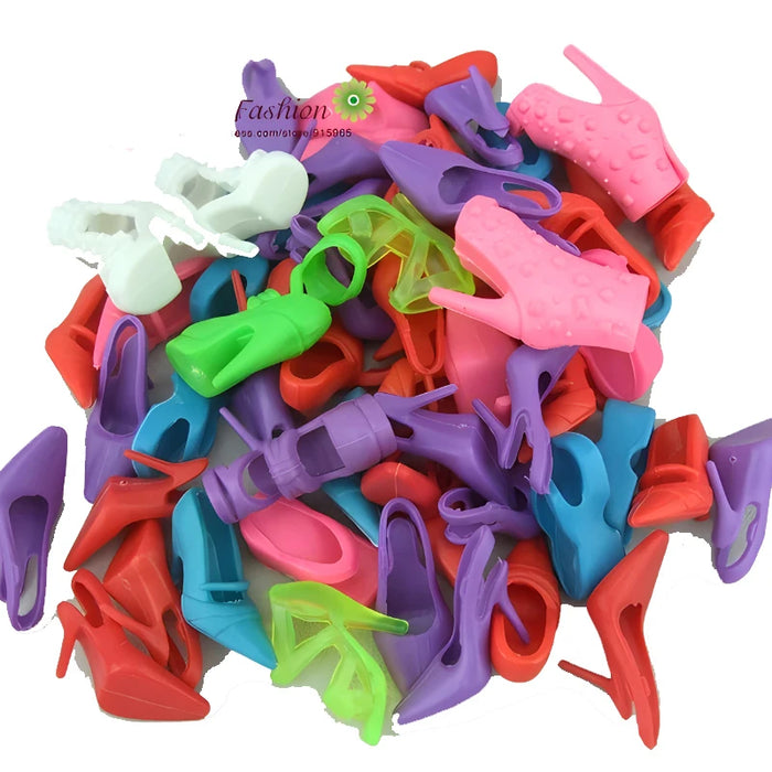 Il trasporto libero 10 pz/set modello misto colore misto moda tacchi sandali scarpe per la bambola Barbie