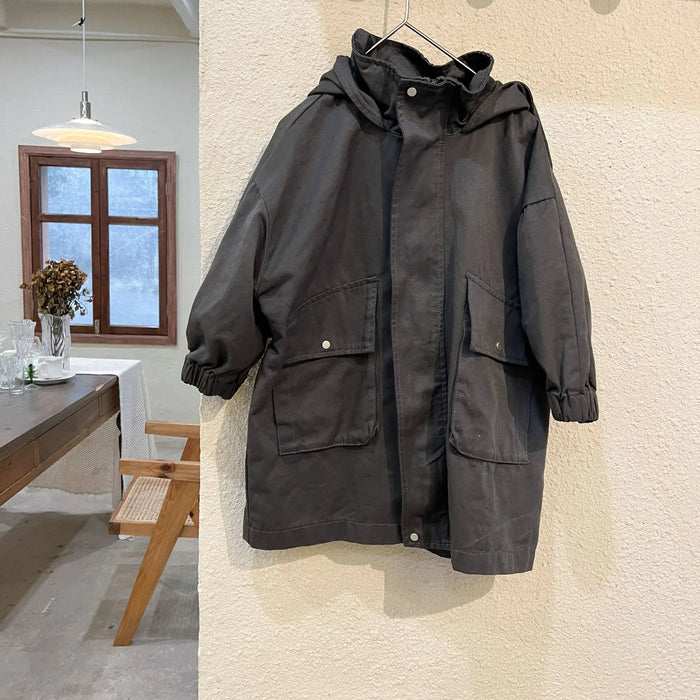 Cappotto a vento con cappuccio di media lunghezza in tinta unita per ragazzi e ragazze primaverili Trench casual con cerniera allentata per bambini