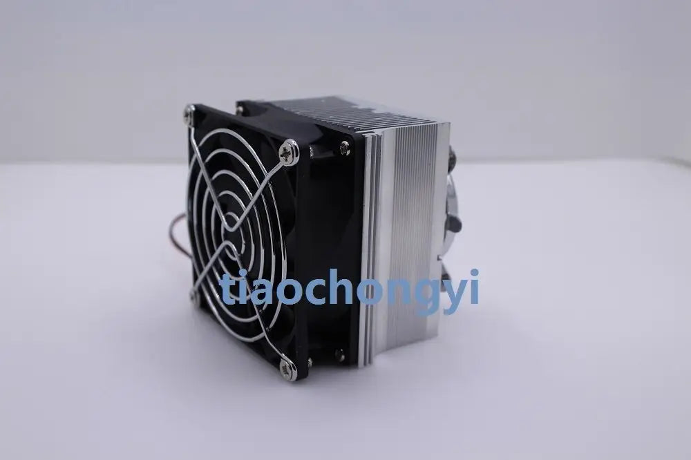 Ventola di raffreddamento del dissipatore di calore in alluminio LED da 100 W + obiettivo da 60 gradi 90 gradi 120 gradi 44 mm + staffa riflettente